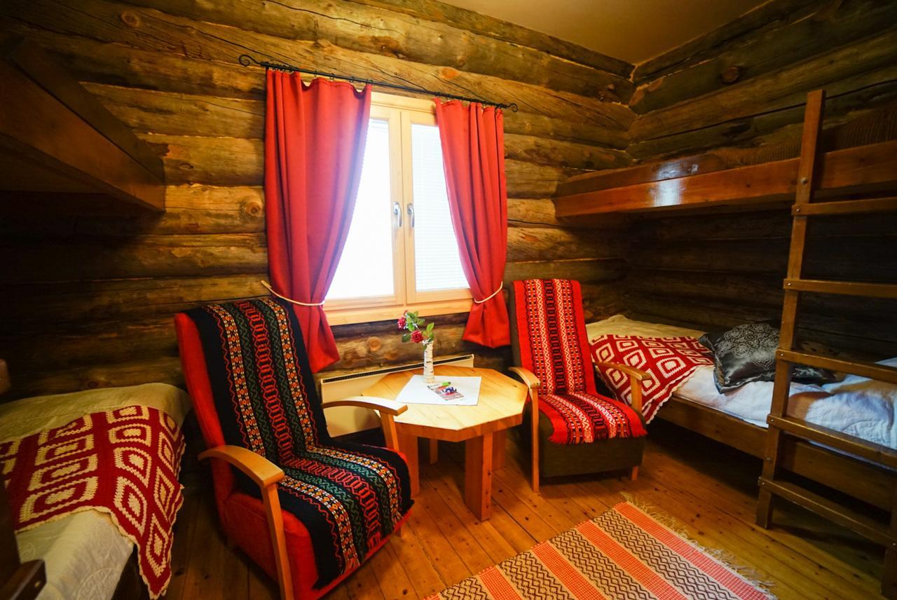 Bed and Breakfast Neljaen Tuulen Tupa Кааманен Экстерьер фото